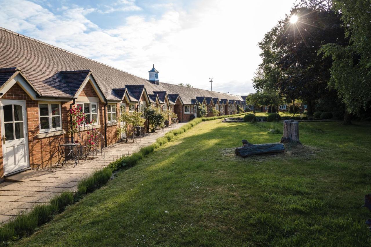 Cantley House Hotel - Wokingham Exterior foto